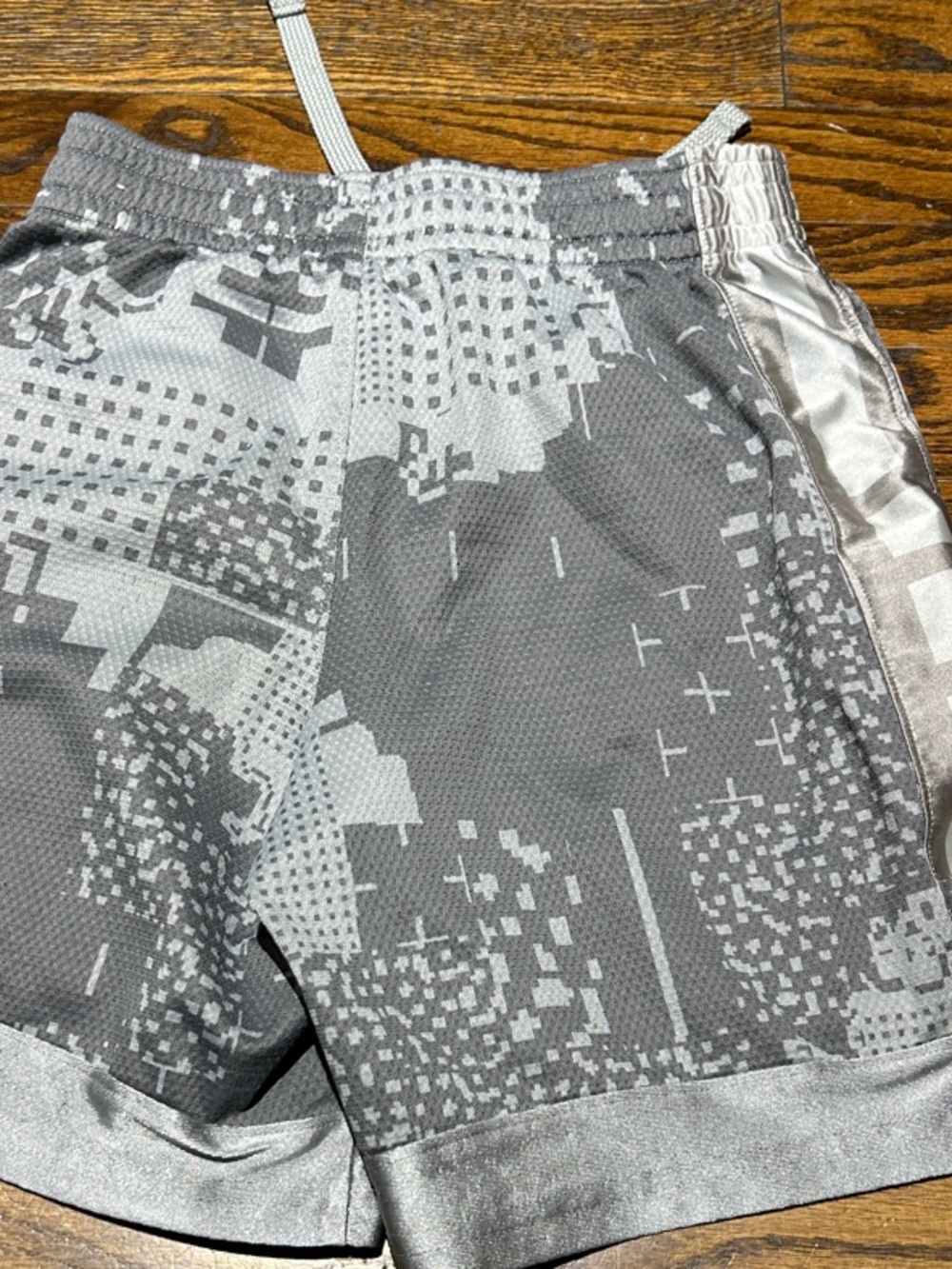 Nike Silver and Gray Digital Print Performance Shorts - Picture 5 of 6